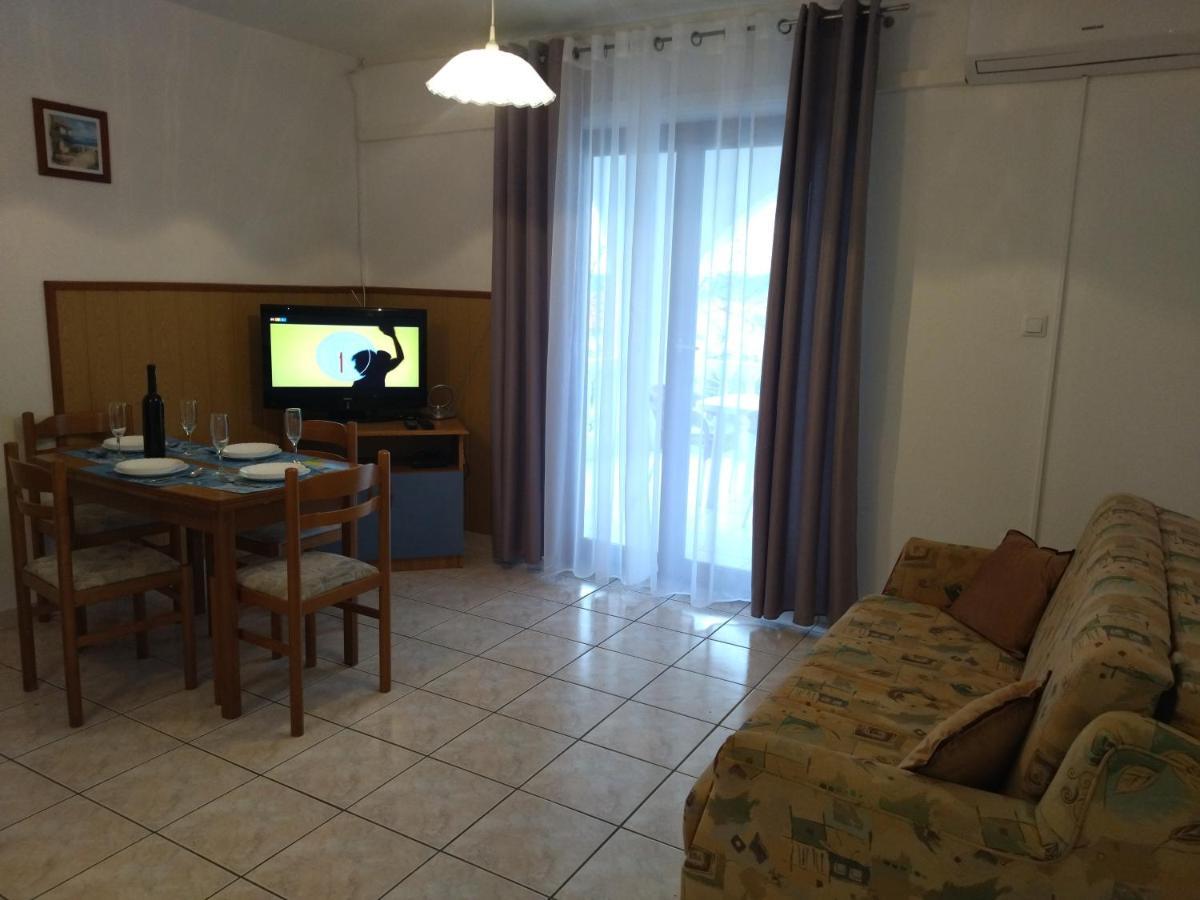 Apartments Kesic Barbat na Rabu Exterior foto